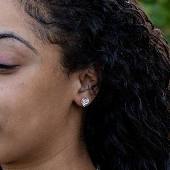 Womens Two Tone Rose Gold Elegant Luxury 925 Sterling Silver Heart Stud Earrings - Picture 5 of 5